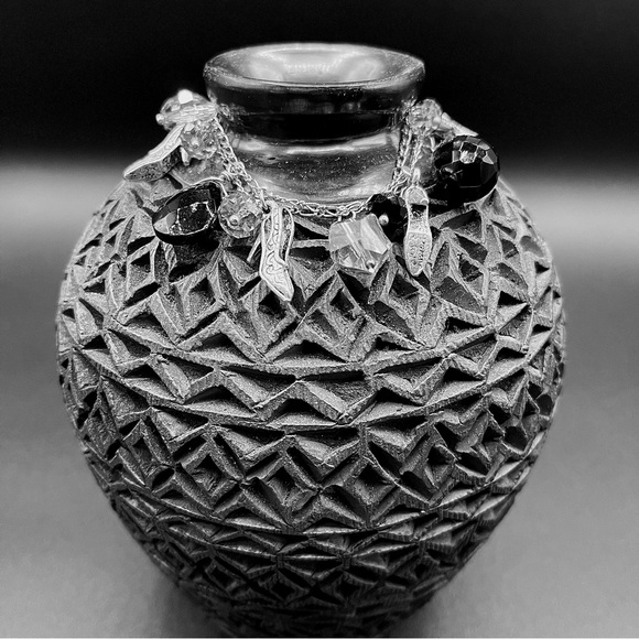 NWT ELEGANT DOUBLE STRAND CHARM BRACELET IN JET BLACK & CLEAR SILVER CRYSTALS - Picture 6 of 9